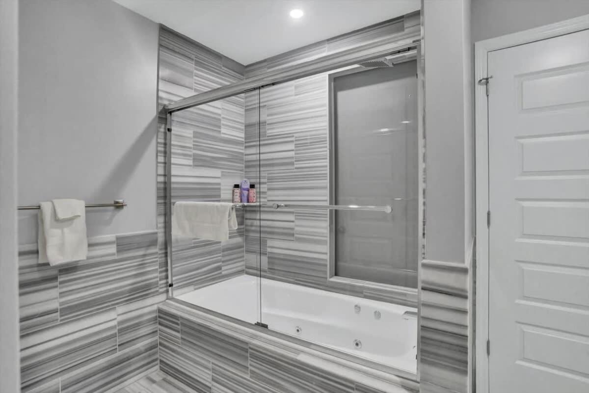 Cozysuites Posh 1Br, Ppg Paints Arena, Pitts พิตต์สเบิร์ก ภายนอก รูปภาพ
